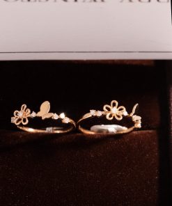 18k Rose Gold Women's Ring with Natural Diamonds in Flower Pattern Design (2)