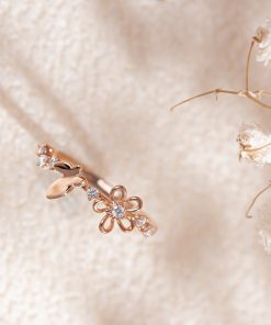 18k Rose Gold Women's Ring with Natural Diamonds in Flower Pattern Design (2)