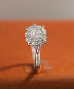 18k White Gold Women's Ring With Crafted Natural Diamonds (2)