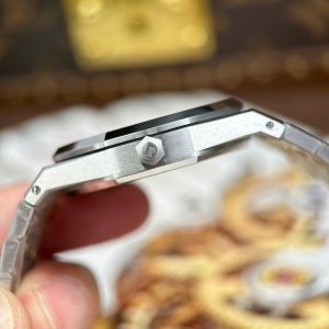 Audemars Piguet Royal Oak Jumbo Extra-thin Openworked 16204 Rep 1 1 ZF Factory 39mm (1)