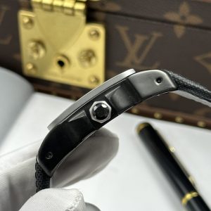 Cartier Santos 100 XL Black Roman Dial Replica 1 1 Fabric Strap 51.1×41 (1)