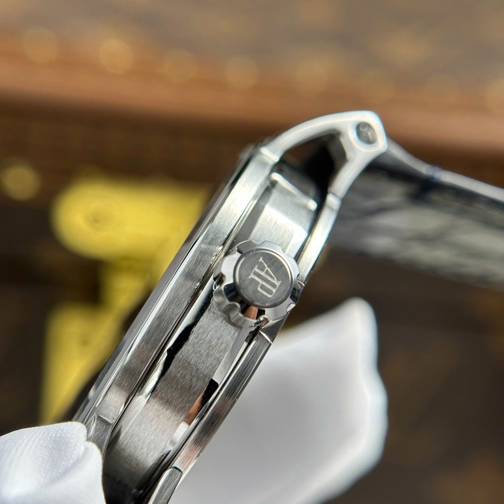 Audemars Piguet Code 11.59 Selfwinding 15210OR Replica Watch Blue Dial APS Factory 41mm (2)