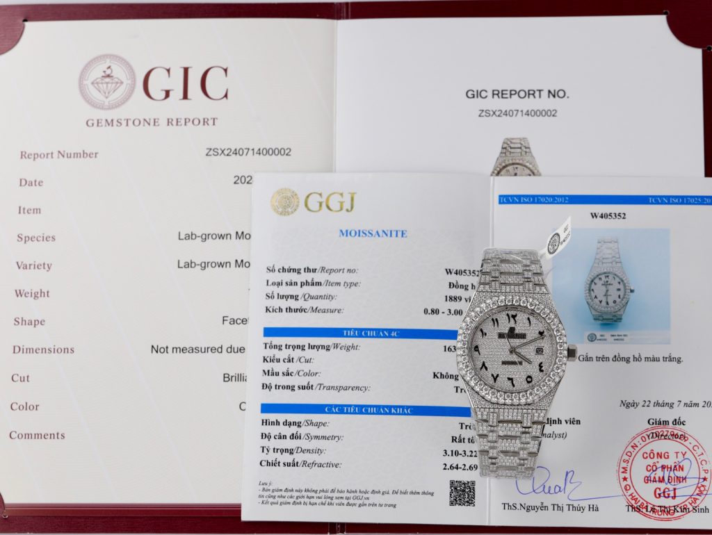 Audemars Piguet Iced Out Customs Full Moissanite Diamonds Royal Oak Replica 41mm (11)