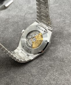 Audemars Piguet Iced Out Royal Oak White Gold Customs Full Diamonds 41mm (1)