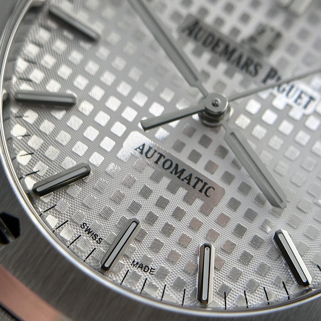 Audemars Piguet Replica Watch Royal Oak 15450ST White Dial APS Factory 37mm (3)