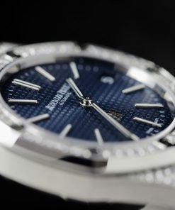 Audemars Piguet Replica Watch Royal Oak Jumbo Extra-Thin 16202 Custom Moissanite Diamonds Hong Kong 39mm (2)