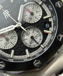 Audemars Piguet Replica Watch Royal Oak Offshore Chronograph 26420 Black Dial APP Factory 43mm (2)
