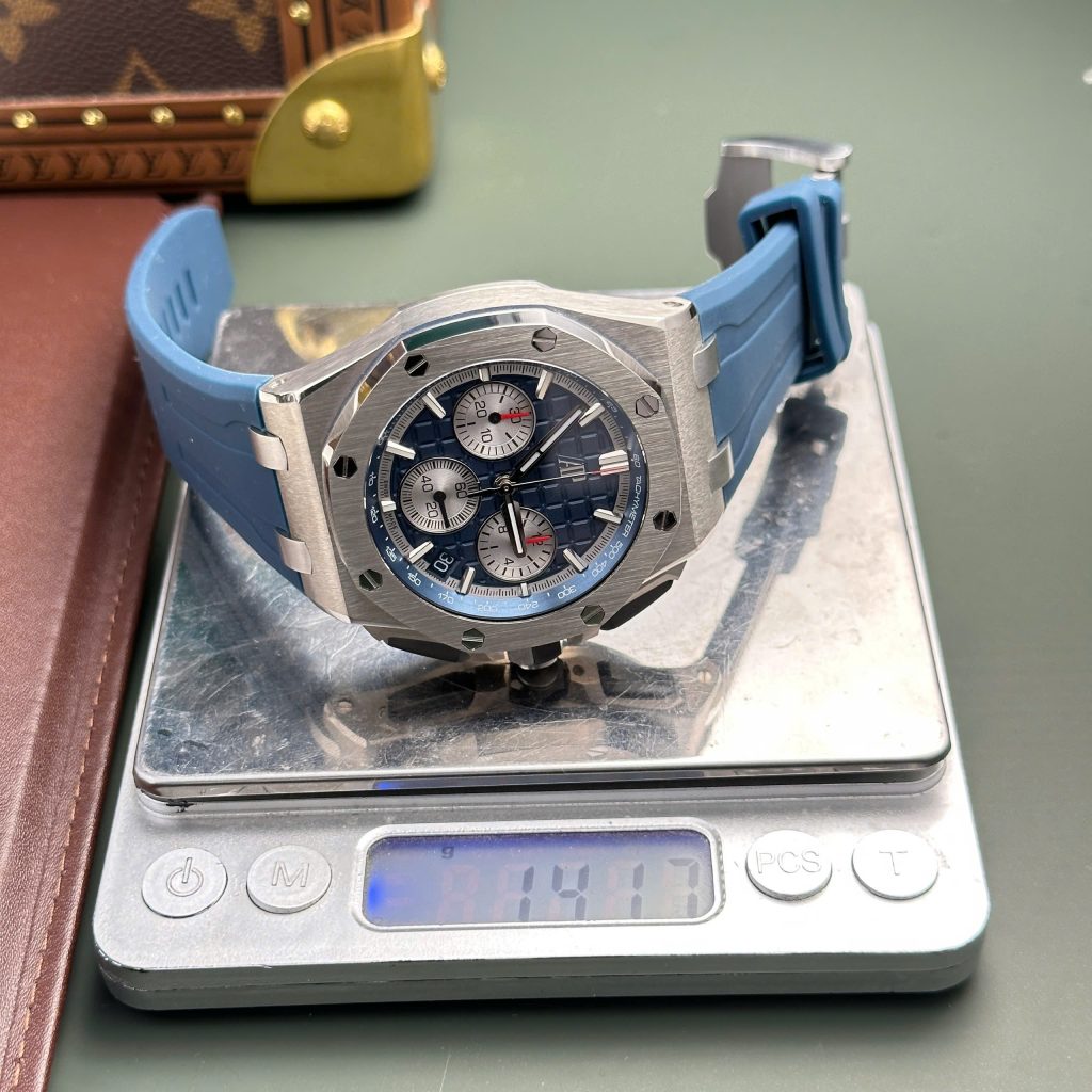 Audemars Piguet Replica Watches Royal Oak Offshore Chronograph 26420 Blue Dial APP Factory 43mm (2)