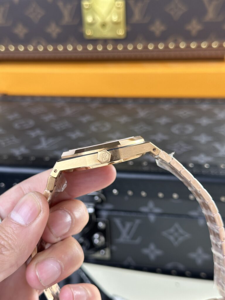 Audemars Piguet Royal Oak 15400OR Replica Watches ZF Factory 41mm (9)