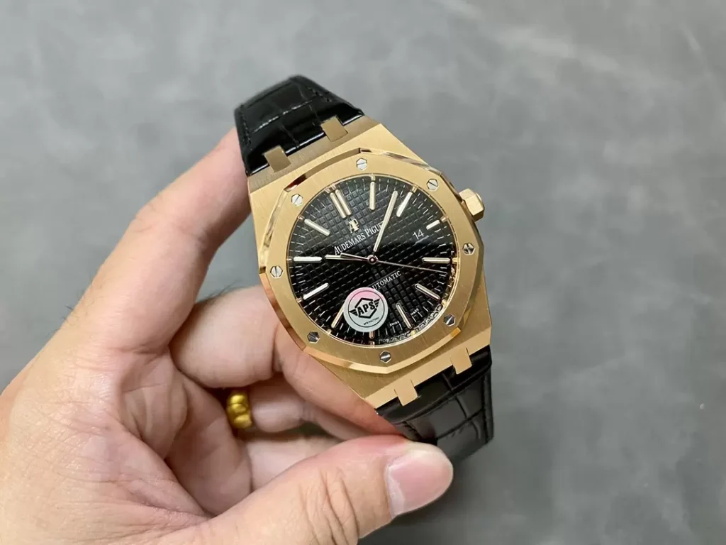 Audemars Piguet Royal Oak 15400OR Upgraded Weight Best Replica 41mm (1)