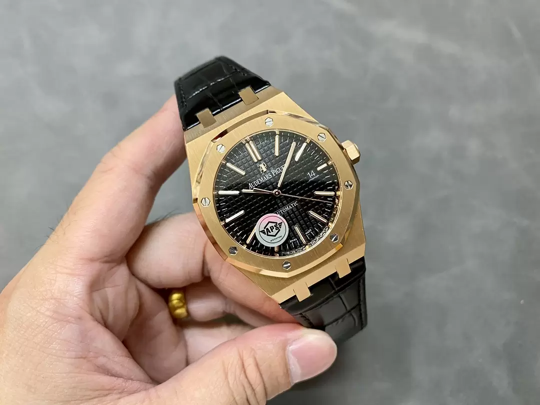 Audemars Piguet Royal Oak 15400OR Upgraded Weight Best Replica 41mm (7) Audemars Piguet Royal Oak 15400OR Upgraded Weight Best Replica 41mm (1)