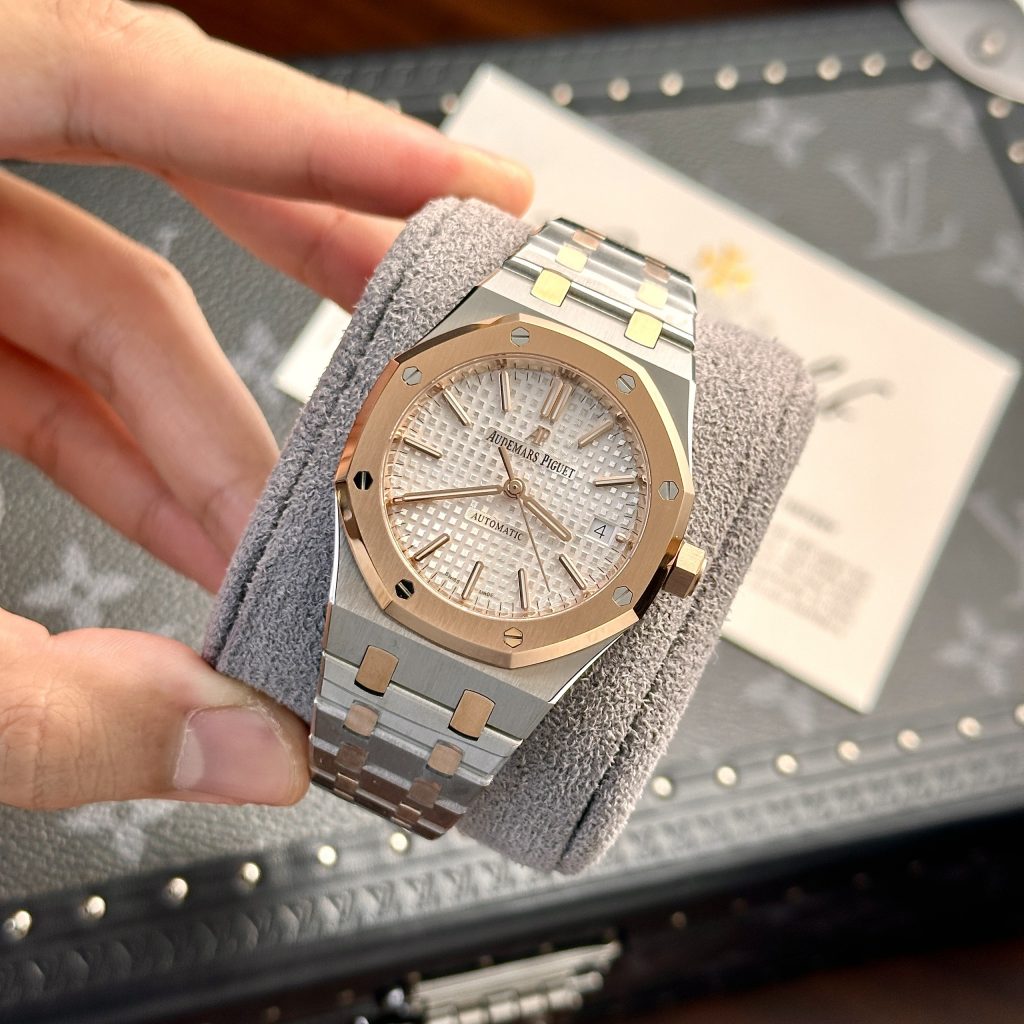 Audemars Piguet Royal Oak 15450SR Replica Watches IP Factory 37mm (1)