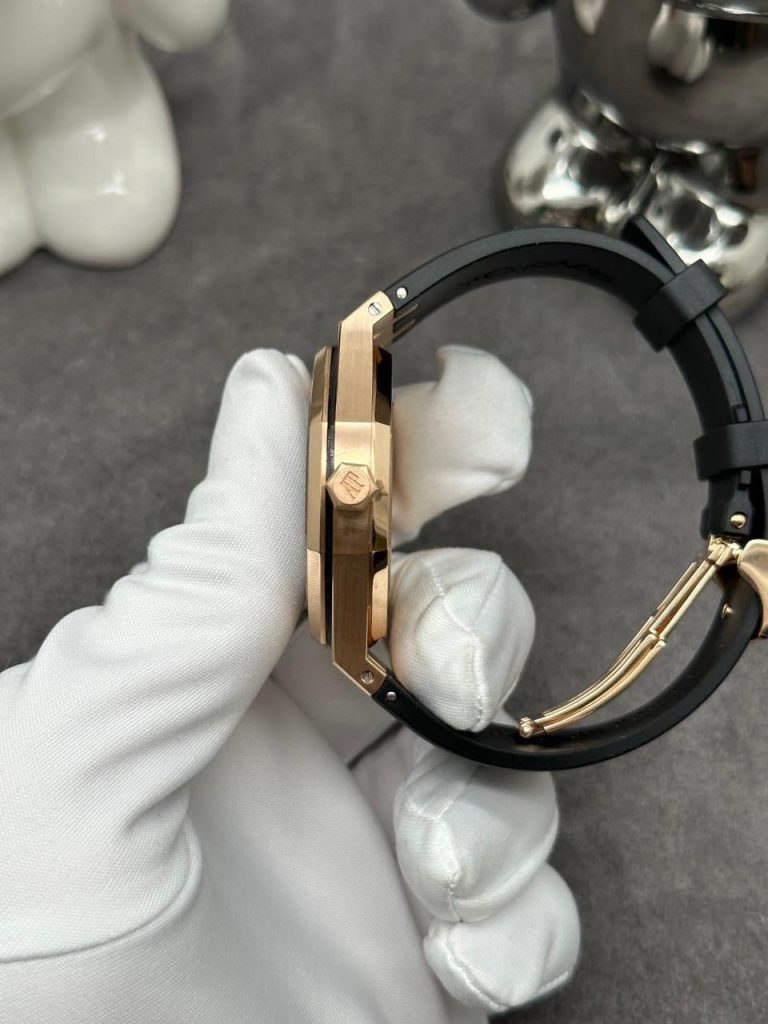 Audemars Piguet Royal Oak 15500OR 18K Solid Yellow Gold VVIP Customs 41mm (1)