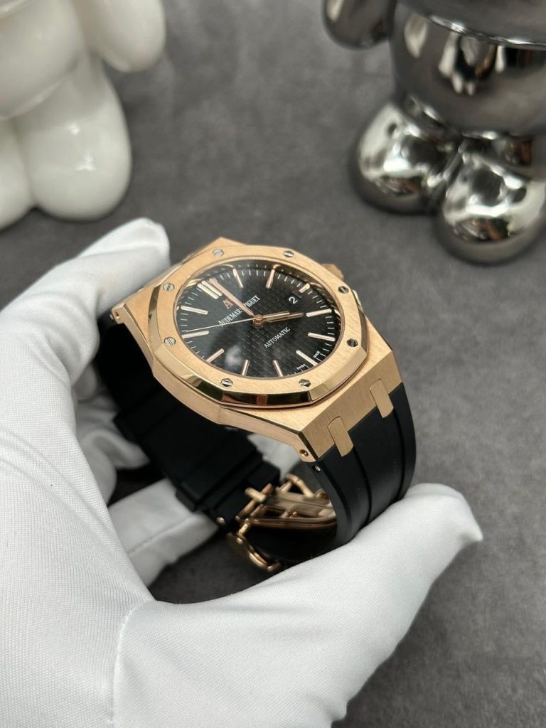 Audemars Piguet Royal Oak 15500OR 18K Solid Yellow Gold VVIP Customs 41mm (1)