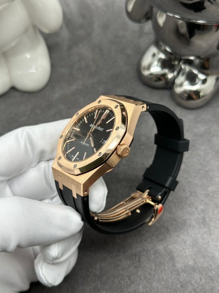 Audemars Piguet Royal Oak 15500OR 18K Solid Yellow Gold VVIP Customs 41mm (1)