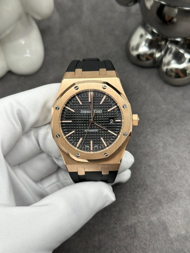 Audemars Piguet Royal Oak 15500OR 18K Solid Yellow Gold VVIP Customs 41mm (1)