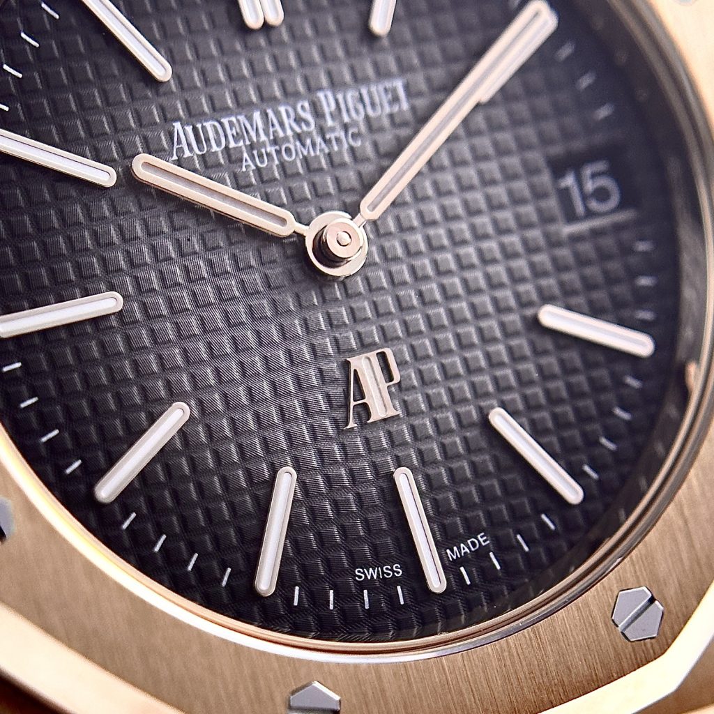 Audemars Piguet Royal Oak 16202OR 50th Anniversary Jumbo Replica Watch 39mm (3)