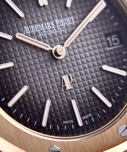 Audemars Piguet Royal Oak 16202OR 50th Anniversary Jumbo Replica Watch 39mm (3)