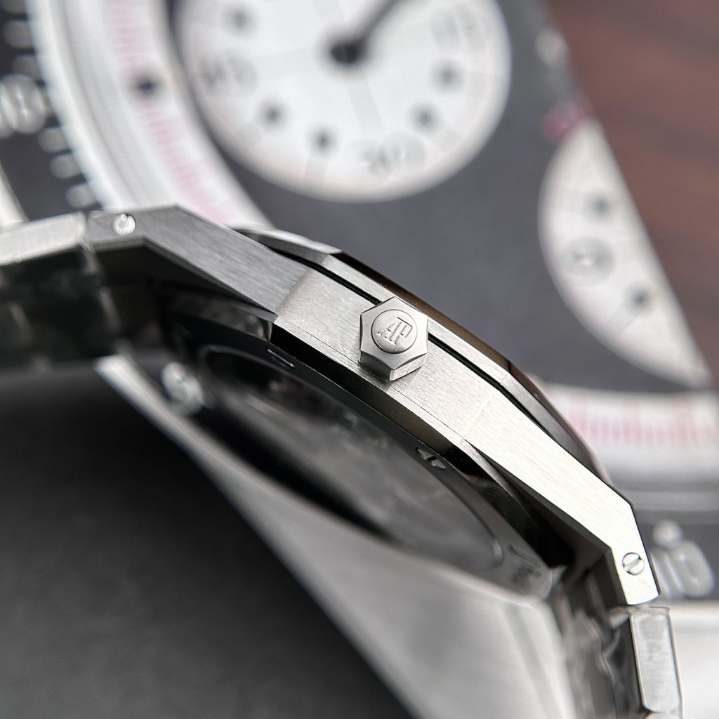 Audemars Piguet Royal Oak 16202ST 50th Anniversary Jumbo Replica Watch 39mm (1)