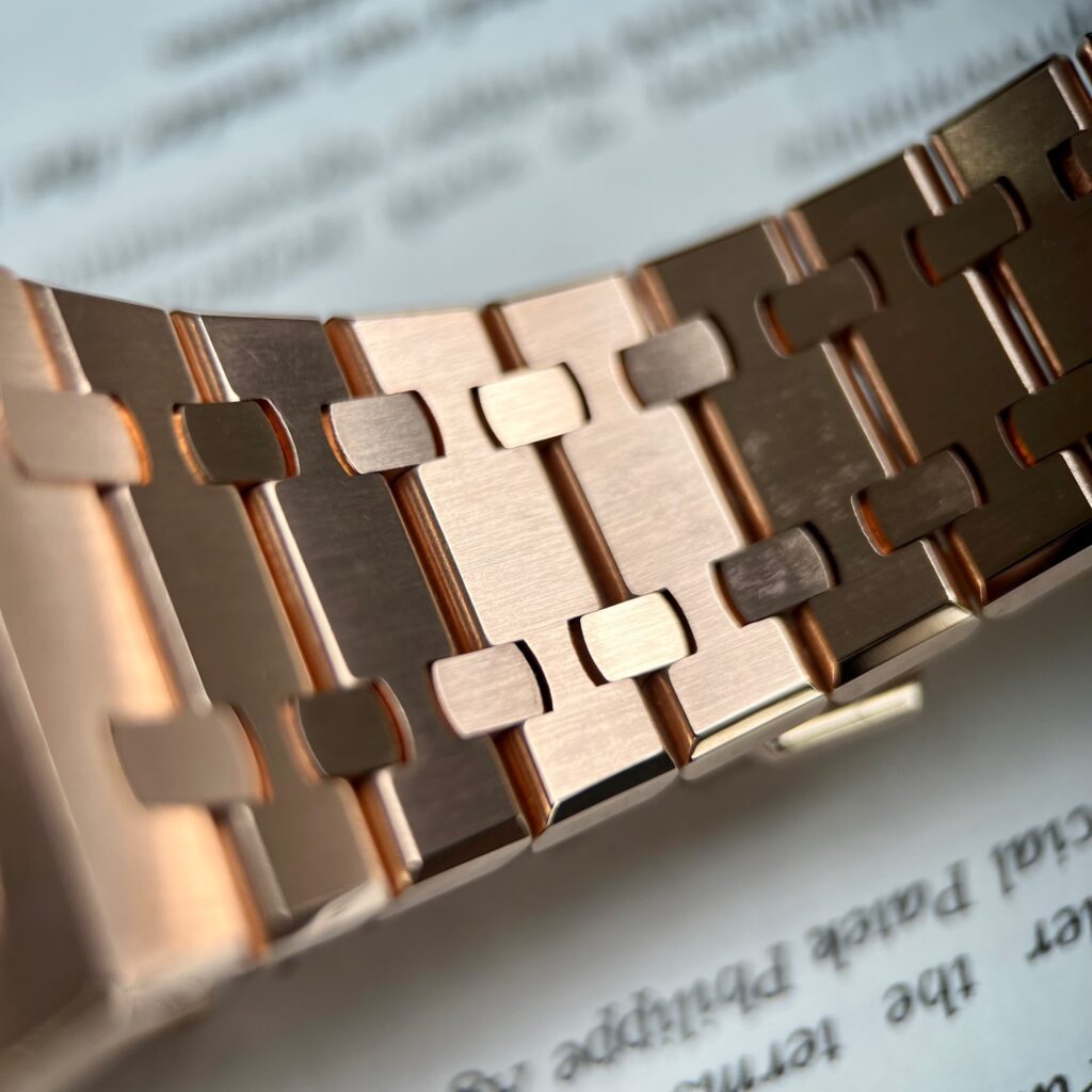 Audemars Piguet Royal Oak 26239OR Rose Gold Wrapped 41mm (3)