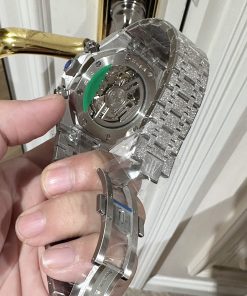 Audemars Piguet Royal Oak 26331 Frosted-Gold Replica Watches OM Factory (6)