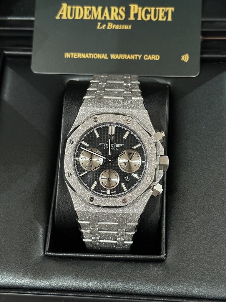 Audemars Piguet Royal Oak 26331BC Frosted-Gold Black Dial (1)
