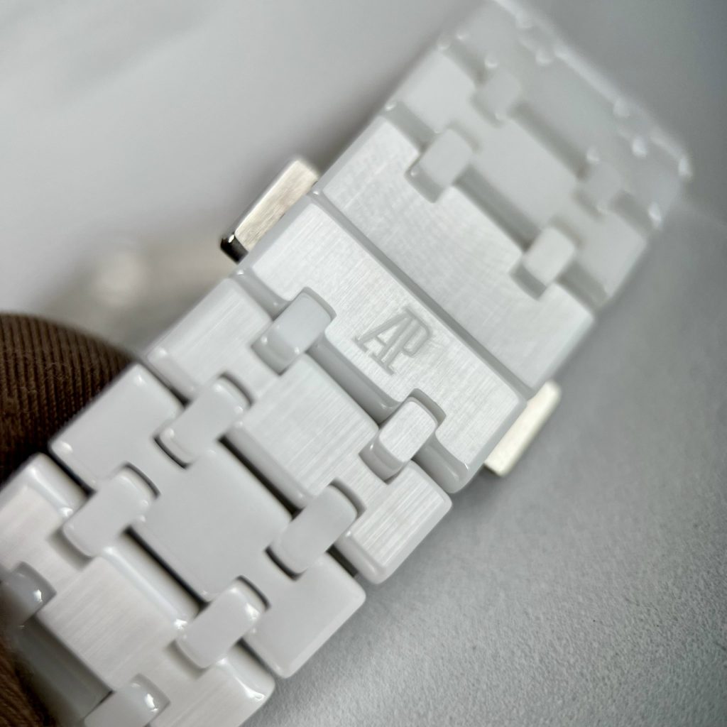 Audemars Piguet Royal Oak 26579CB Ceramic White Replica Watches APS 41mm (2)
