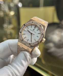 Audemars Piguet Royal Oak 77351OR Bezel Diamonds Replica Watch 34mm (1)
