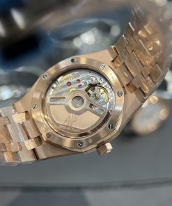 Audemars Piguet Royal Oak 77351OR Bezel Diamonds Replica Watch 34mm (1)