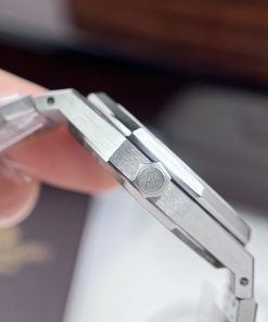 Audemars Piguet Royal Oak Double Balance Wheel Openworked 15412BC Watch (3)