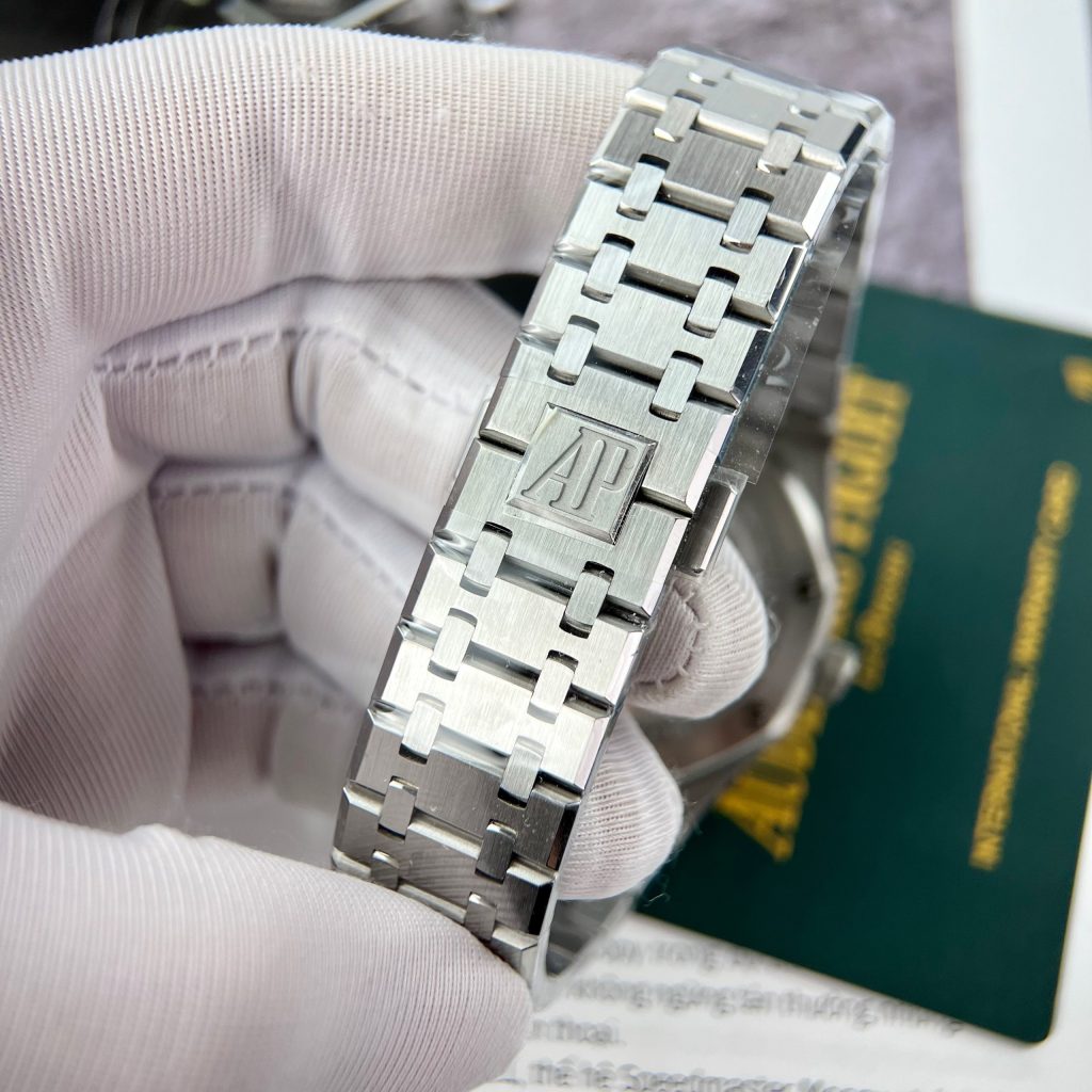 Audemars Piguet Royal Oak Ice Blue 26574ST Best Replica Watch 41mm (1)