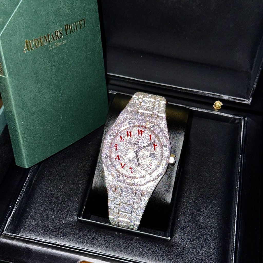 Audemars Piguet Royal Oak Iced Out Moissanite Customs Watch 41mm (1)