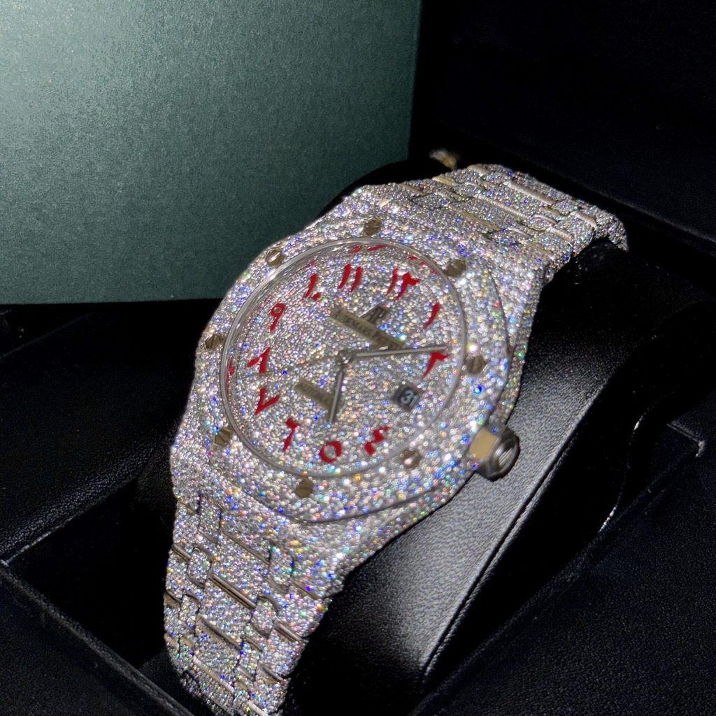 Audemars Piguet Royal Oak Iced Out Moissanite Customs Watch 41mm (1)