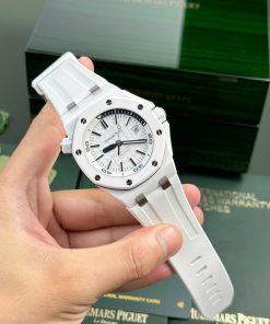 Audemars Piguet Royal Oak Offshore 15707CE White Replica APS 42mm (2)