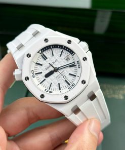 Audemars Piguet Royal Oak Offshore 15707CE White Replica APS 42mm (2)