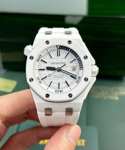 Audemars Piguet Royal Oak Offshore 15707CE White Replica APS 42mm (2)