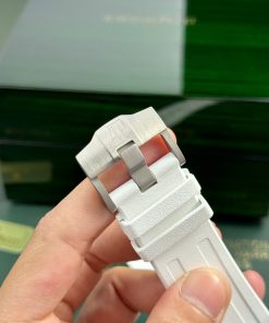 Audemars Piguet Royal Oak Offshore 15707CE White Replica APS 42mm (2)