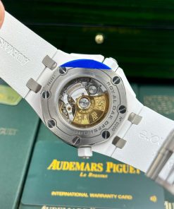 Audemars Piguet Royal Oak Offshore 15707CE White Replica APS 42mm (2)