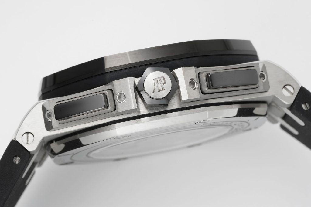 Audemars Piguet Royal Oak Offshore 26400SO Best Replica (5)