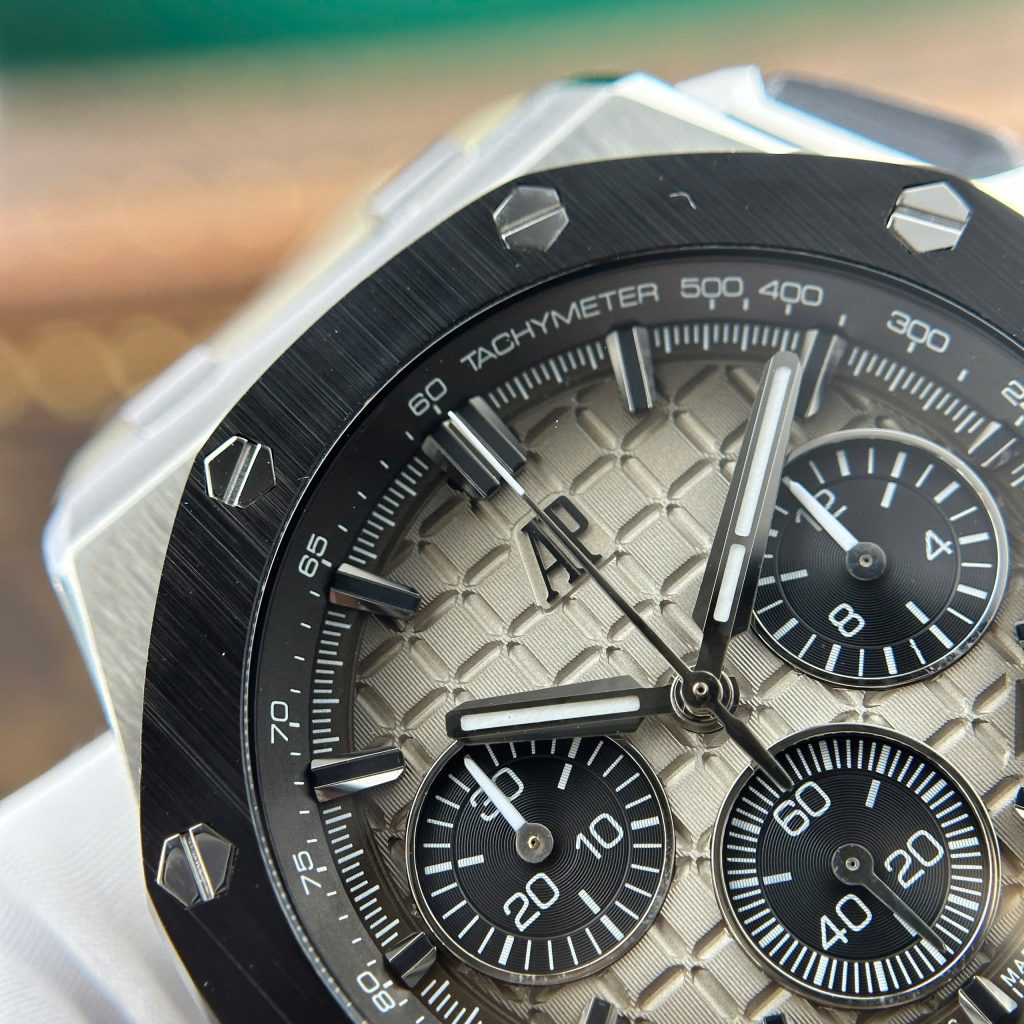 Audemars Piguet Royal Oak Offshore Chronograph 26420 Best Replica Watches Gray Dial APP 43mm (2)