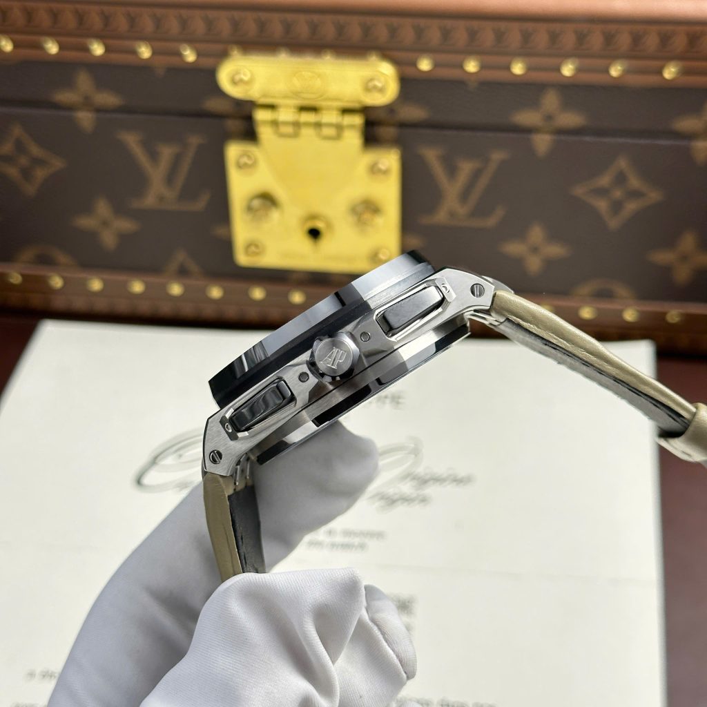 Audemars Piguet Royal Oak Offshore Chronograph 26420 Best Replica Watches Gray Dial APP 43mm (2)