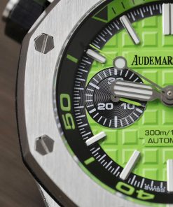 Audemars Piguet Royal Oak Offshore Diver Chronograph Replica 11 Watch Green 42mm (2)