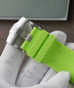 Audemars Piguet Royal Oak Offshore Diver Chronograph Replica 11 Watch Green 42mm (2)