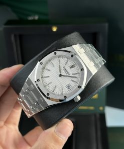 Audemars Piguet Royal Oak Selfwinding 15300ST (1)