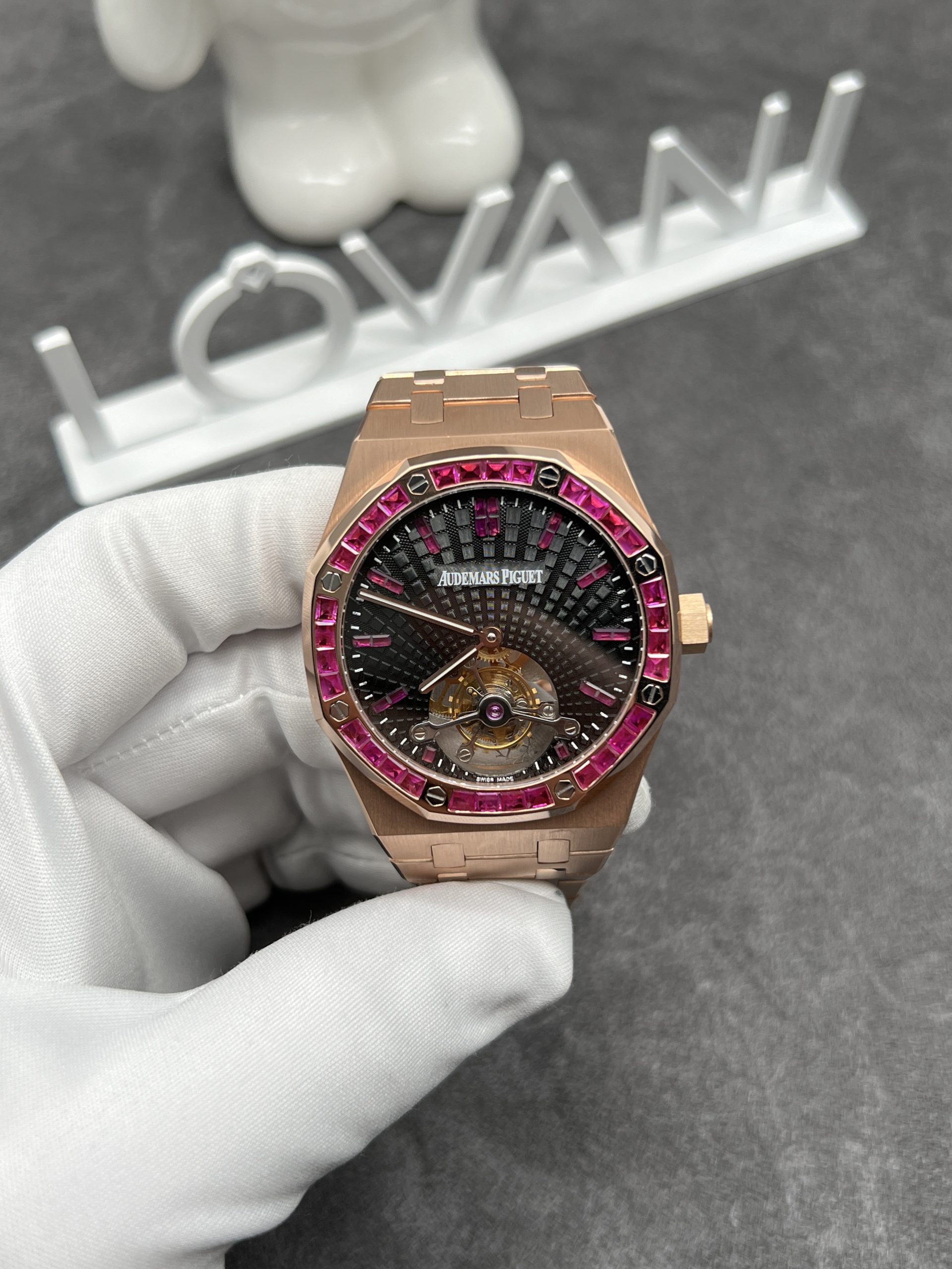 Audemars Piguet Royal Oak Tourbillon Real Gold & Natural Red Ruby Watch 41mm (1) Audemars Piguet Royal Oak Tourbillon Real Gold & Natural Red Ruby Watch 41mm (1)