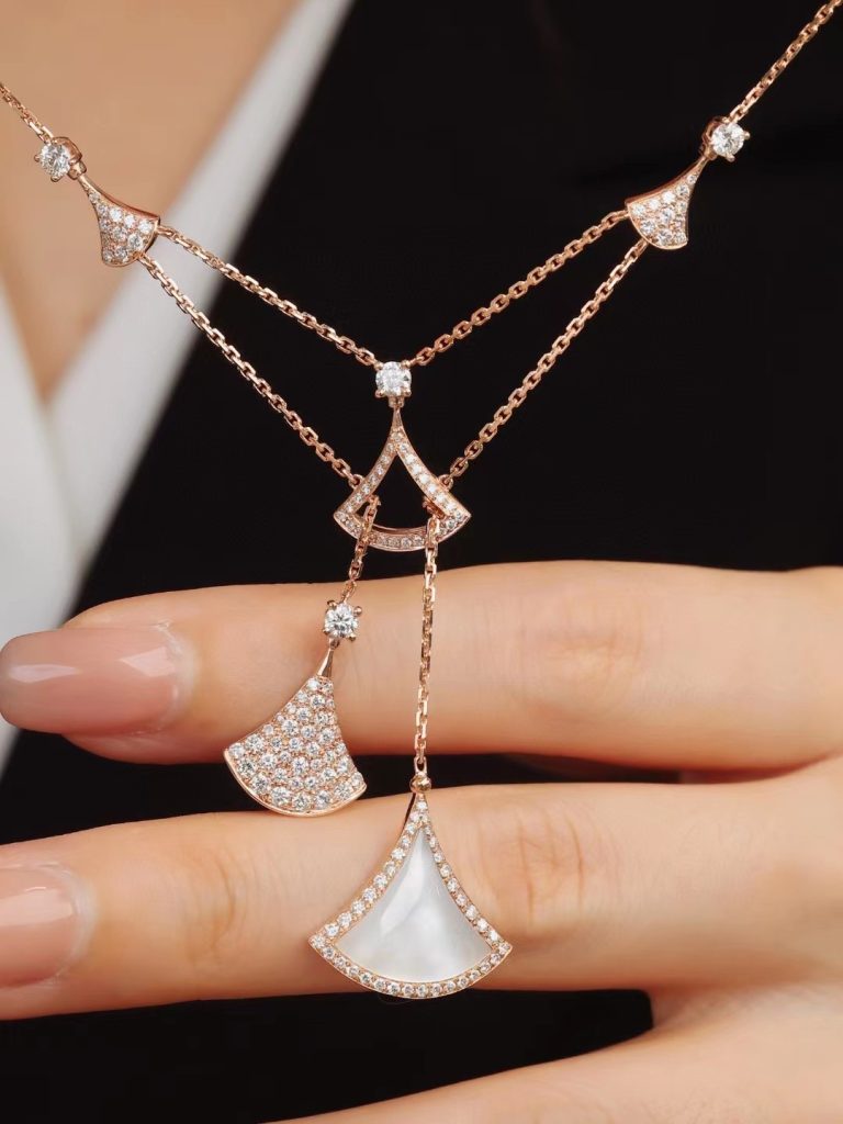 Bvlgari Divas Dream Necklace Custom Diamond Rose Gold 18k (2)