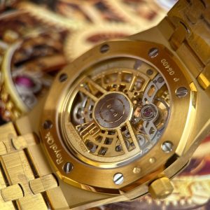 Audemars Piguet Royal Oak Jumbo Extra-thin Openworked 16204 Yellow Gold Replica Watches APS Factory 41mm (1)