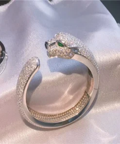 Cartier De Panthère Bracelet Custom Diamonds Emerald Gold 18K (2)