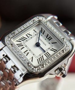 Cartier Panthere Replica Watches Roman Numeral Pile Womens 23x30mm (1)