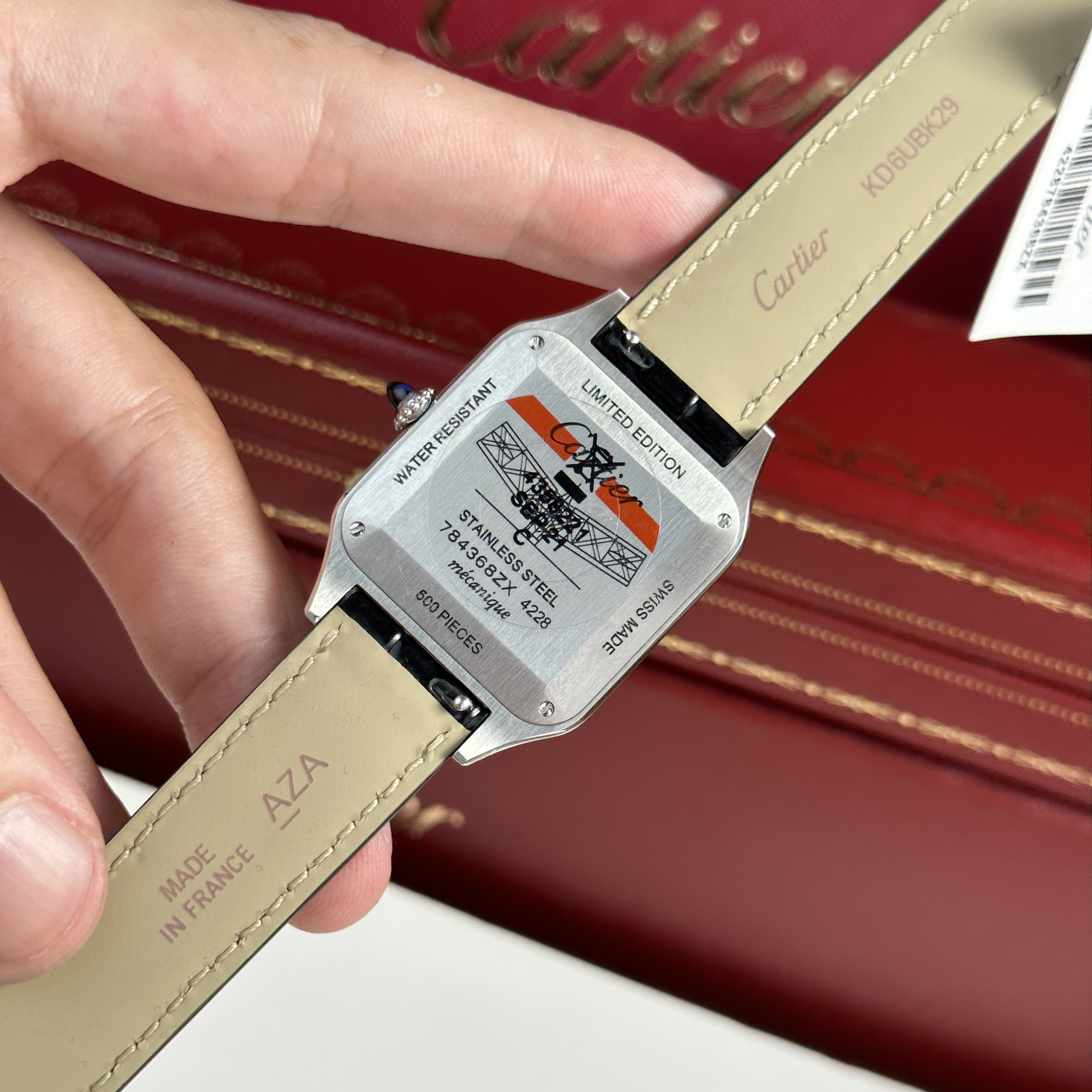 Cartier Santos Dumont Large Demi Gold Replica Watch Best Quality (11) Cartier Santos Dumont Large Demi Gold Replica Watch Best Quality (3)